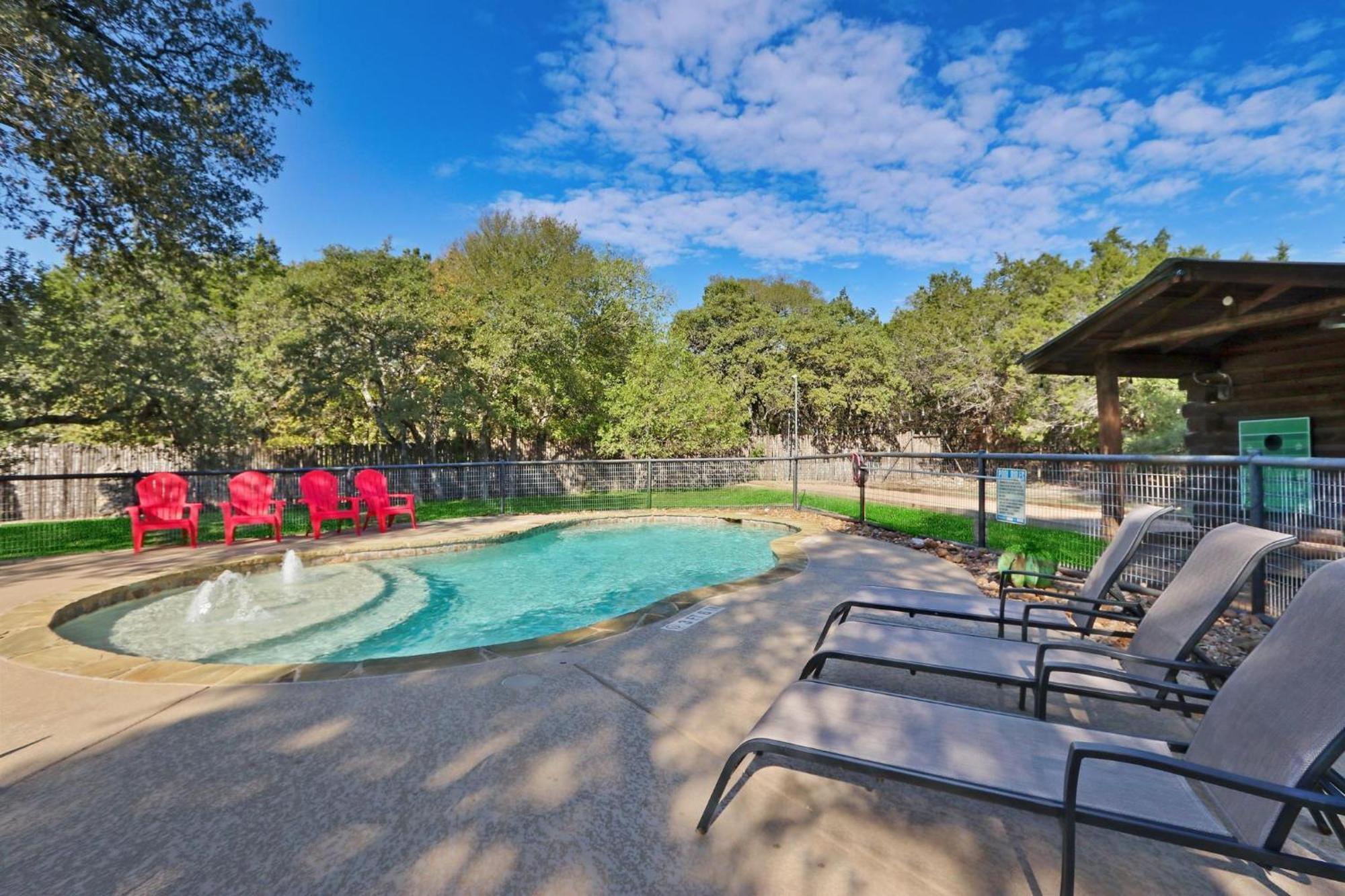 Wimberley Log Cabins Resort And Suites- Unit 7 Exterior photo